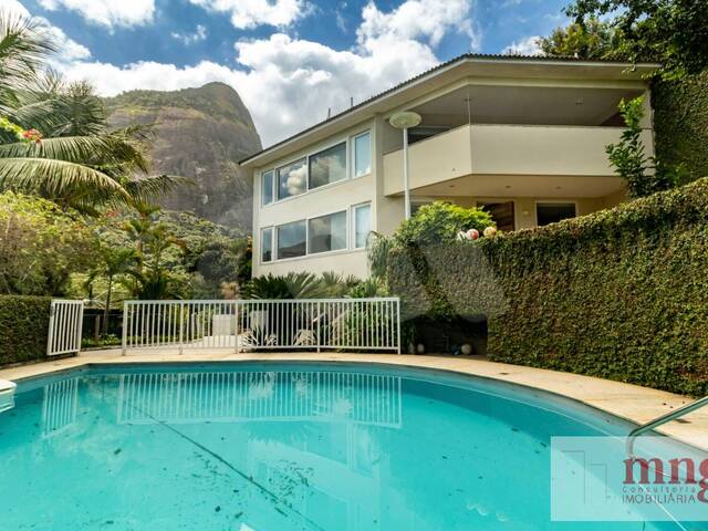 #V-702 - Casa para Venda em Rio de Janeiro - RJ - 1