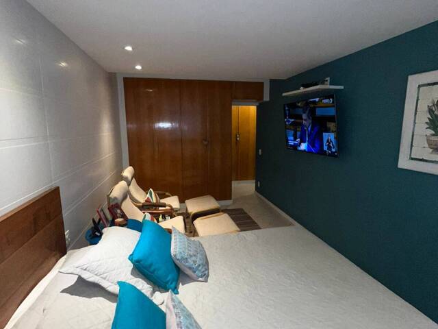 #V-770 - Apartamento para Venda em Rio de Janeiro - RJ