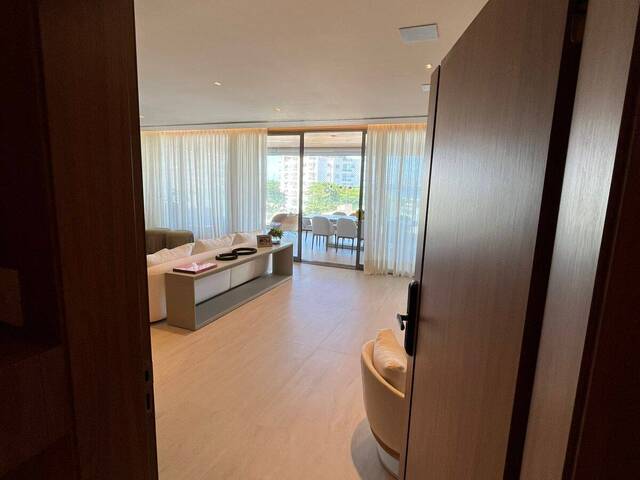 #V-768 - Apartamento para Venda em Rio de Janeiro - RJ