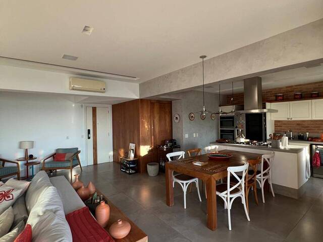 #V-780-1T3 - Apartamento para Venda em Rio de Janeiro - RJ